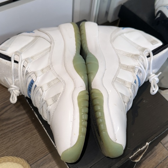 Used Air Jordan 11 retro GS 6.5Y white/legend-blue black - Picture 4 of 6